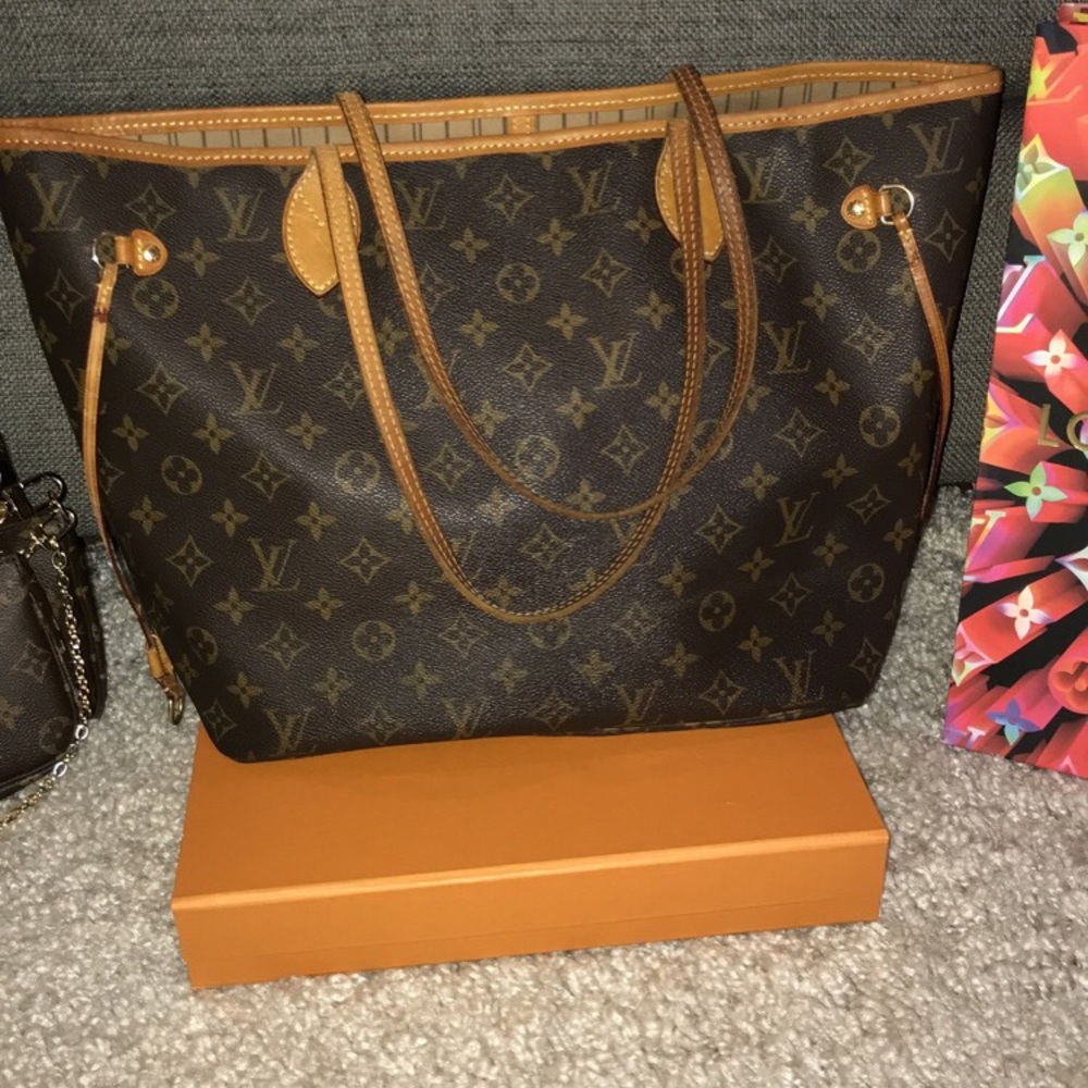 Louis Vuitton Neverfull MM